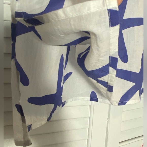 West Indies White with Royal Blue Starfish Tunic, Size M, Tie Neck, 3/4 Sleeves - Picture 7 of 7